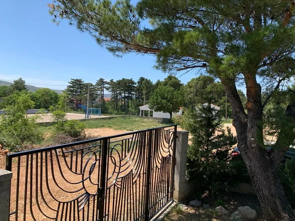 Apartments Zara Seline Croatia