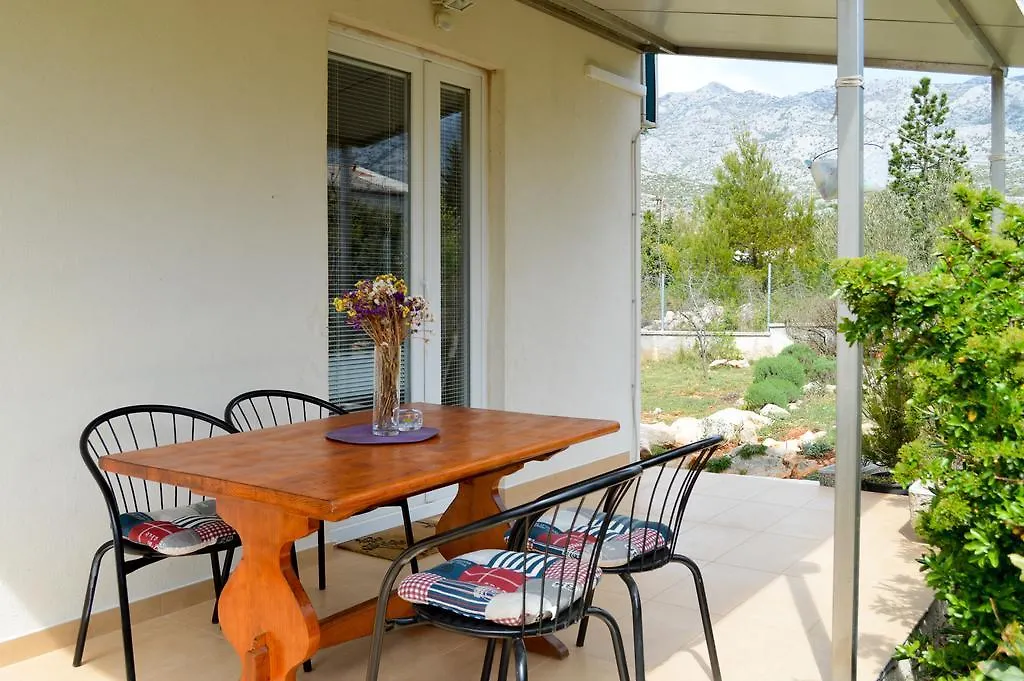 Apartments Zara Seline